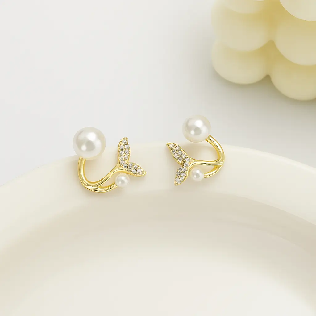 गोल्ड-टोन मर्लिन टेल बालियां.webp