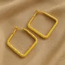 Minimalist Gold Hoop Earrings.webp